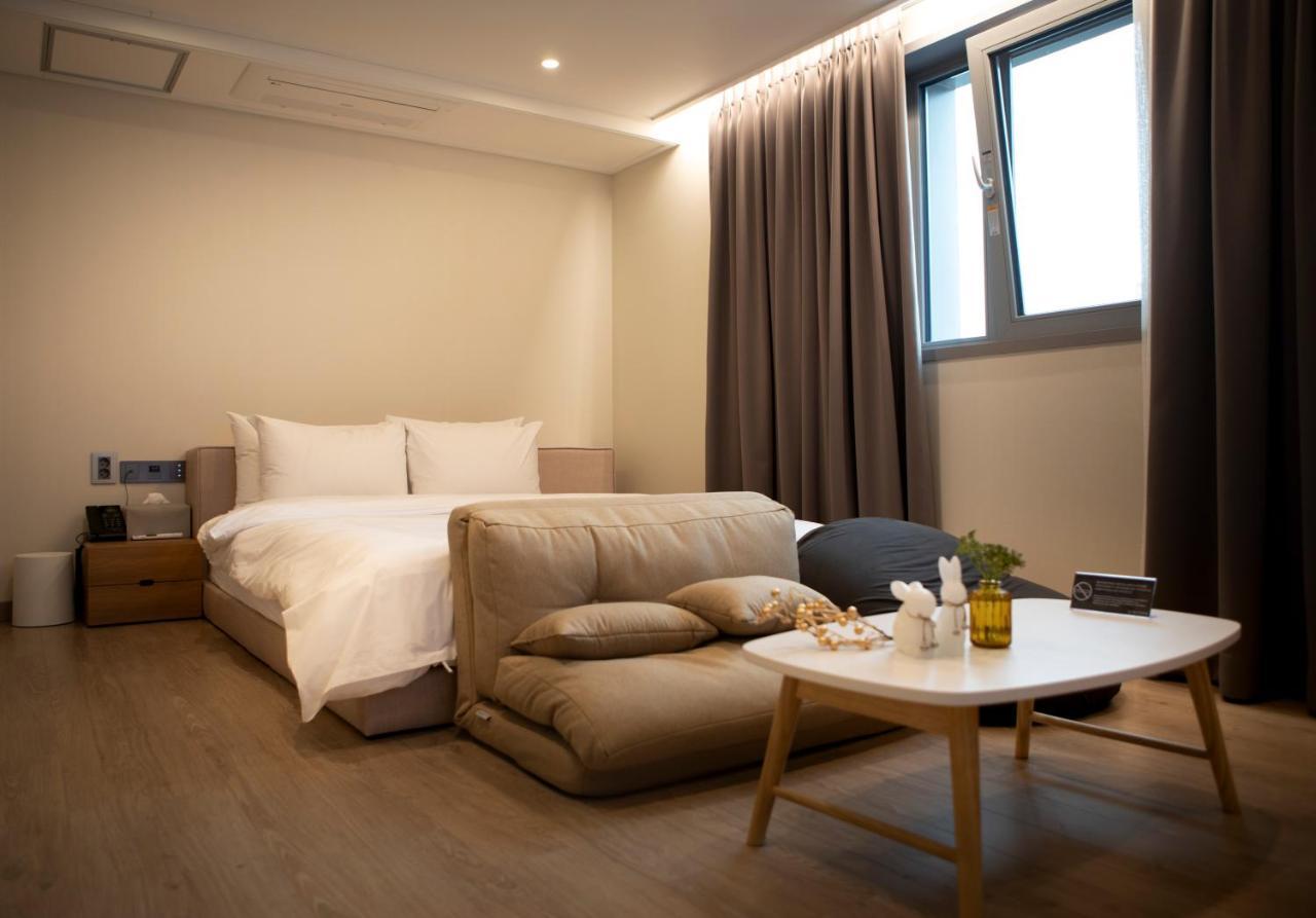 Centro Hotel Chilgok Екстер'єр фото