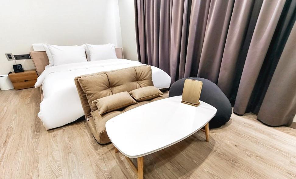 Centro Hotel Chilgok Екстер'єр фото