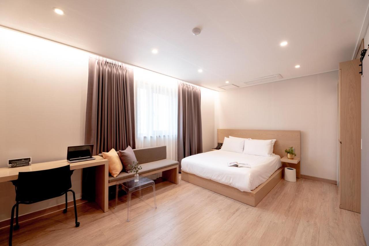 Centro Hotel Chilgok Екстер'єр фото